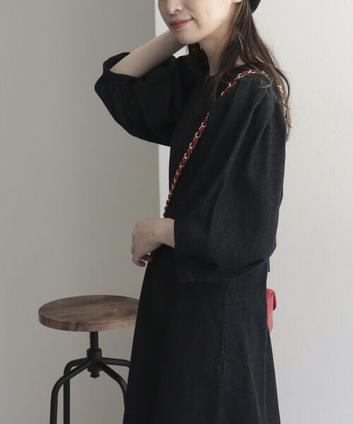 fredy emue（フレディエミュ）の「袖ボリュームデニムワンピース（ワンピース・レディース・ネイビー/ブラック・38）」の22枚目の写真