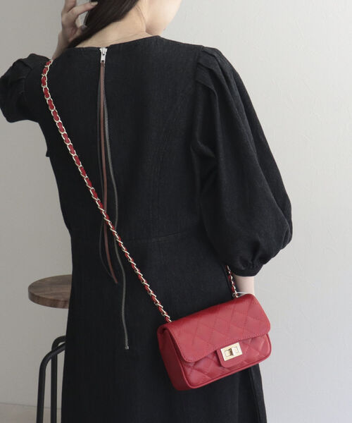 fredy emue（フレディエミュ）の「袖ボリュームデニムワンピース（ワンピース・レディース・ネイビー/ブラック・38）」の7枚目の写真