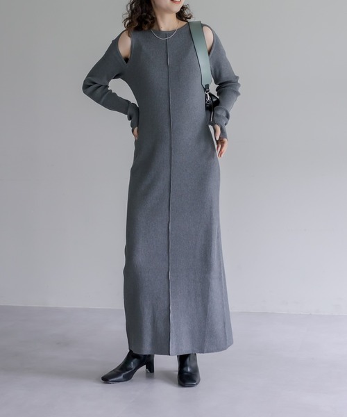 mystic(ミスティック)の「【再入荷/新色追加】カットアウトニットワンピース(ワンピース・レディース・チャコールグレー/ブラック/アイボリー/イエロー・1/2)」の11枚目の写真