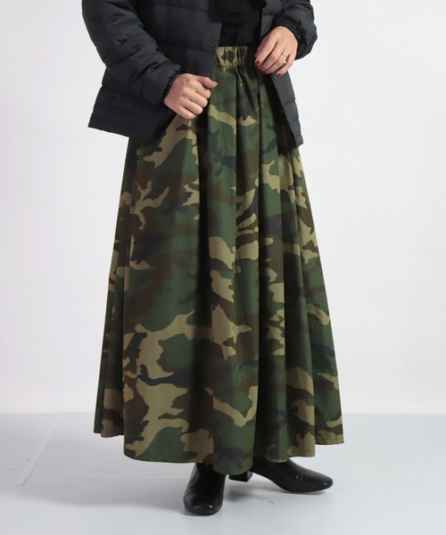 D.M.G.（ドミンゴ）の「[D.M.G. / ディーエムジー] C/Nウッドランドカモ マキシ丈スカート（スカート・レディース・グリーン系その他・FREE）」の2枚目の写真