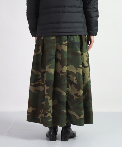 D.M.G.（ドミンゴ）の「[D.M.G. / ディーエムジー] C/Nウッドランドカモ マキシ丈スカート（スカート・レディース・グリーン系その他・FREE）」の4枚目の写真