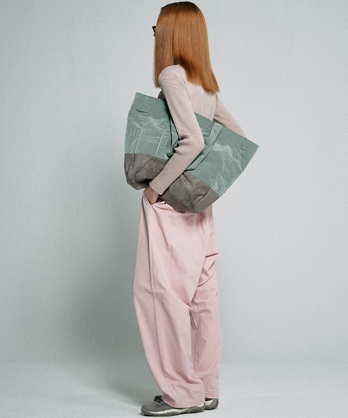 SCULPTOR（スカルプター）の「Big Enough Tote Bag/ビックイナッフトートバック（バックパック/リュック・レディース・グリーン系その他/ネイビー・FREE）」の14枚目の写真
