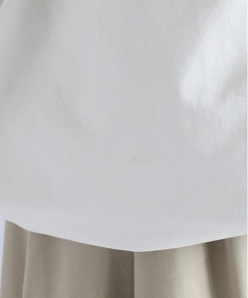 Legato Largo（レガートラルゴ）の「フェイクレザーワンショルダーバッグ（ショルダーバッグ・レディース・ブラック/アイボリー/グレイッシュベージュ/シルバー・FREE）」の10枚目の写真