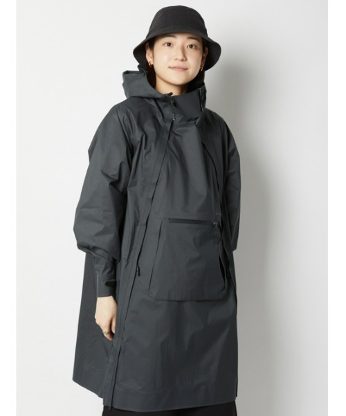 Snow Peak（スノーピーク）の「2.5L Rain Poncho（ポンチョ・メンズ・グレー/ブラック・1/2）」の6枚目の写真