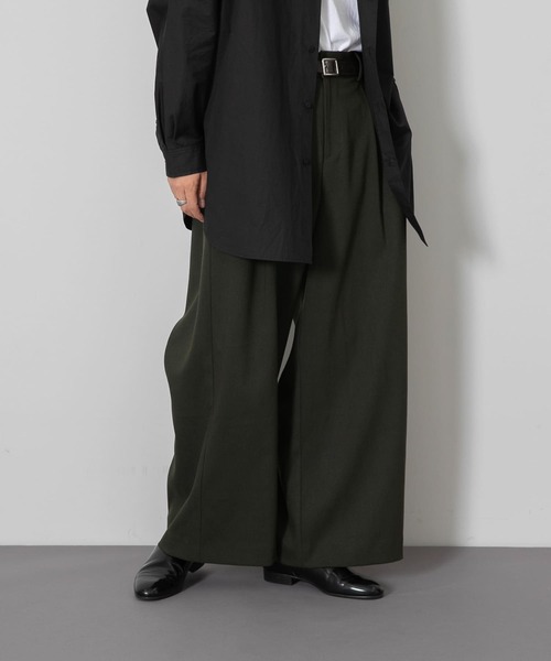 SENSE OF PLACE by URBAN RESEARCH(センスオブプレイスバイアーバンリサーチ)の「『わたべ×SOP』ヘビータックワイドパンツ(スラックス・メンズ・ブラック/ベージュ/カーキ・MEDIUM/LARGE)」の13枚目の写真