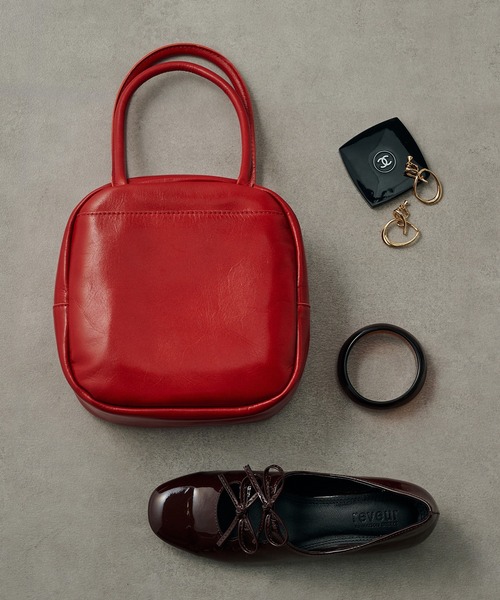 TIDEWAY(タイドウェイ)の「安心のMADE IN JAPAN!【TIDEWAY】スクエアレザーミニバッグ / ICY LEATHER BOSTON T2468(ハンドバッグ・レディース・ブラック/グレイッシュベージュ/ホワイト/レッド・FREE)」の4枚目の写真