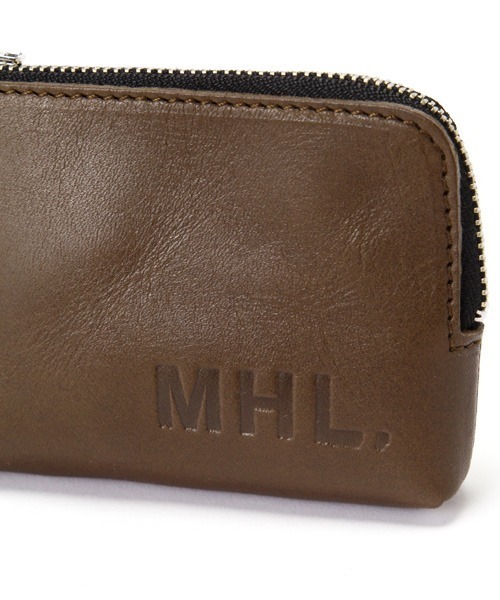 MHL.（エムエイチエル）の「BASIC LEATHER（ポーチ・メンズ・ブラック/ブラウン・FREE）」の3枚目の写真