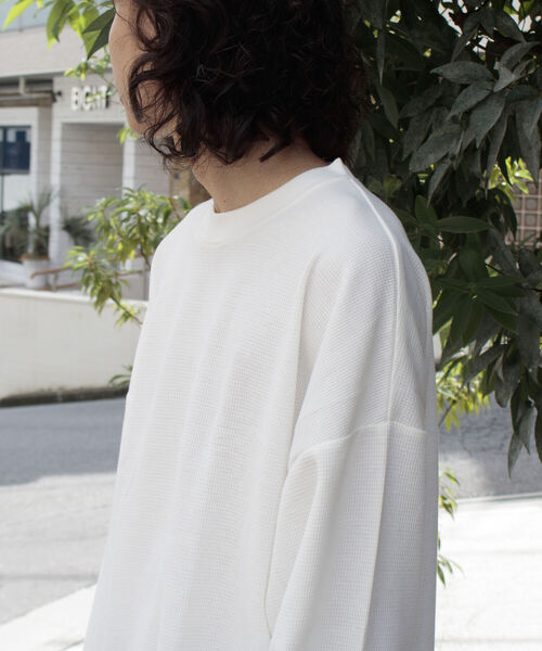 UNIVERSAL OVERALL（ユニバーサルオーバーオール）の「【UNIVERSAL OVERALL】ヘビーウエイトサーマル ルーズフィット パックTシャツ（Tシャツ/カットソー・メンズ・ホワイト系その他/ブラック系その他/ホワイト系その他2/ホワイト系その他3/ブラック系その他2/ブラック系その他3・M/L/XL）」の19枚目の写真