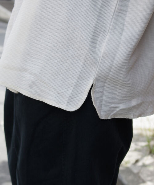 UNIVERSAL OVERALL（ユニバーサルオーバーオール）の「【UNIVERSAL OVERALL】ヘビーウエイトサーマル ルーズフィット パックTシャツ（Tシャツ/カットソー・メンズ・ホワイト系その他/ブラック系その他/ホワイト系その他2/ホワイト系その他3/ブラック系その他2/ブラック系その他3・M/L/XL）」の22枚目の写真