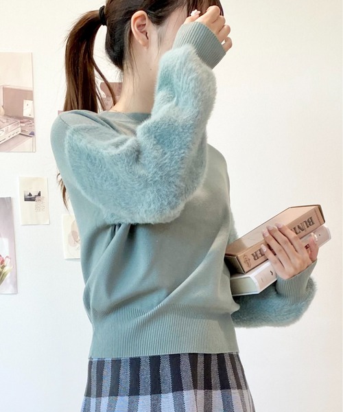 CECIL McBEE（セシルマクビー）の「袖フェザーアンゴラライクニット（ニット/セーター・レディース・ミント/ブラウン/ブラック/ベージュ・MEDIUM）」の15枚目の写真