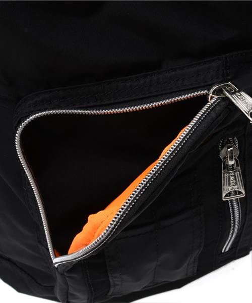 VENCEEXCHANGE(ヴァンスエクスチェンジ)の「ALPHAアルファ ソフトツイルフラップBAG (バックパック/リュック・メンズ・ブラック・FREE)」の15枚目の写真