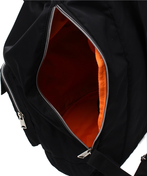 VENCEEXCHANGE(ヴァンスエクスチェンジ)の「ALPHAアルファ ソフトツイルフラップBAG (バックパック/リュック・メンズ・ブラック・FREE)」の7枚目の写真