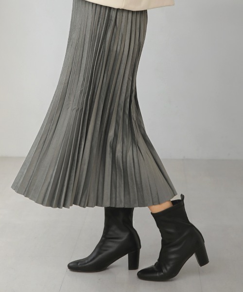 起毛プリーツロングスカート