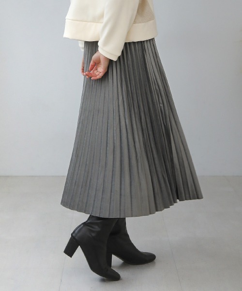 Bou Jeloud（ブージュルード）の「起毛プリーツロングスカート（スカート・レディース・ブラウン/チャコールグレー/オフホワイト・38）」の21枚目の写真