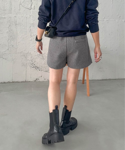 AMELY（エミリー）の「≪ミクエリ×AMELYコラボ≫ウールMIXショートパンツ（その他パンツ・レディース・ブラック/ベージュ/グレー・M/L）」の5枚目の写真