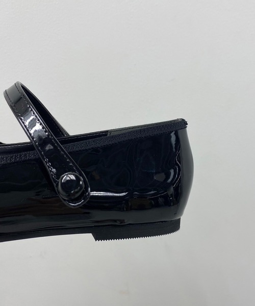 one after another NICE CLAUP（ワンアフターアナザーナイスクラップ）の「リボンカンフーシューズ　2023SS（バレエシューズ・レディース・アイボリー系/ブラック系その他/シルバー系その他・SMALL/MEDIUM/LARGE）」の8枚目の写真