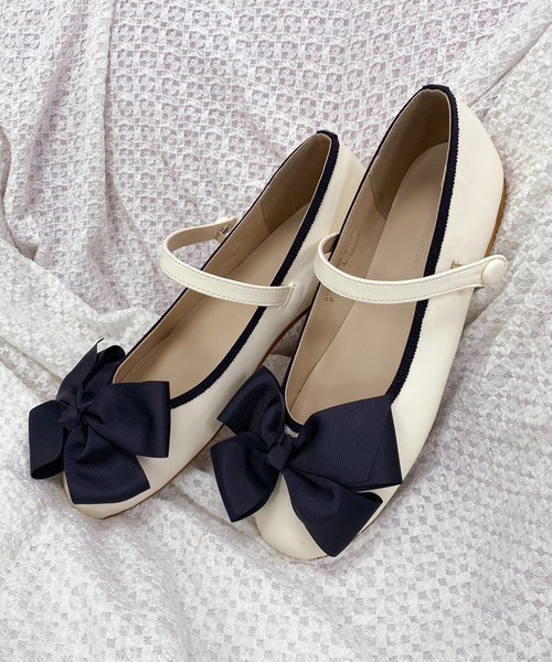 one after another NICE CLAUP（ワンアフターアナザーナイスクラップ）の「リボンカンフーシューズ　2023SS（バレエシューズ・レディース・アイボリー系/ブラック系その他/シルバー系その他・SMALL/MEDIUM/LARGE）」の10枚目の写真