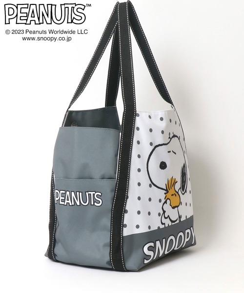 PEANUTS(ピーナッツ)の「PEANUTS(ピーナッツ)スヌーピー キャラクタープリント バルーントートバッグ/マザーバッグ(トートバッグ・レディース・ホワイト/グレー系その他/ブラック/ライトグリーン/ブラック系その他/ラベンダー/ブラック系その他4/ブラック系その他2/ブラック系その他3・FREE)」の19枚目の写真