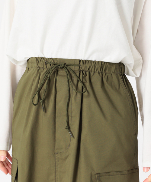 JOINT WORKS（ジョイントワークス）の「ミニリップ カーゴマキシスカート（スカート・レディース・オレンジ/ブラック/アイボリー/カーキ・SMALL/MEDIUM）」の17枚目の写真