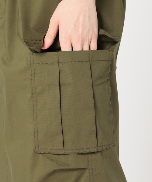 JOINT WORKS（ジョイントワークス）の「ミニリップ カーゴマキシスカート（スカート・レディース・オレンジ/ブラック/アイボリー/カーキ・SMALL/MEDIUM）」の22枚目の写真