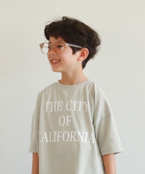 coca(coca)(コカ)の「キッズ 親子お揃いビッグシルエットプリントTシャツ(Tシャツ/カットソー・キッズ・ネイビー/チャコール/ベージュ/ホワイト・100/110/120/130/140)」の16枚目の写真