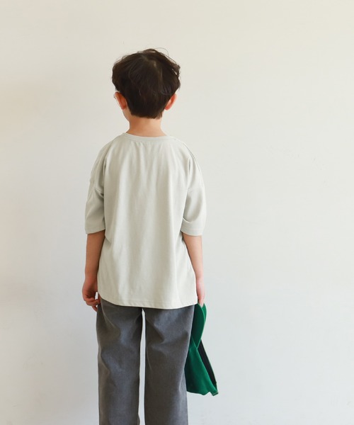 coca(coca)(コカ)の「キッズ 親子お揃いビッグシルエットプリントTシャツ(Tシャツ/カットソー・キッズ・ネイビー/チャコール/ベージュ/ホワイト・100/110/120/130/140)」の18枚目の写真