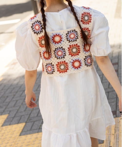 SpRay(スプレイ)の「花クロシェビスチェ(その他トップス・レディース・ブラック/アイボリー・FREE)」の7枚目の写真