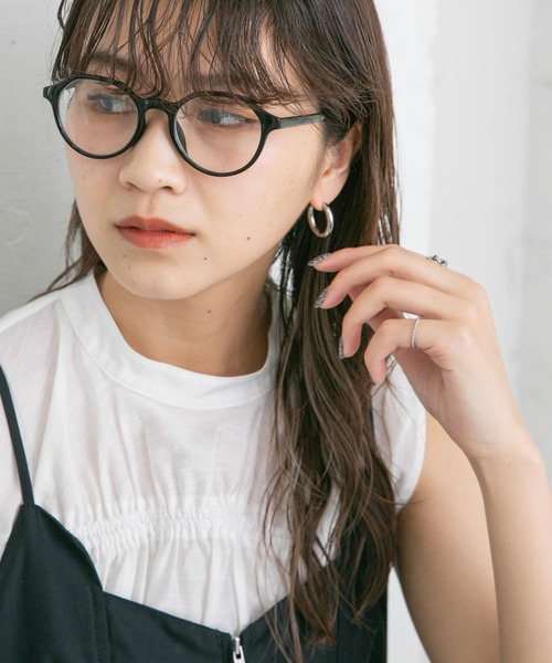 KBF(ケイビーエフ)の「ボストンフレームサングラス(メガネ・レディース・ブラック系その他/グレー系その他・ONE)」の5枚目の写真