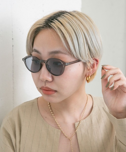 KBF(ケイビーエフ)の「ボストンフレームサングラス(メガネ・レディース・ブラック系その他/グレー系その他・ONE)」の9枚目の写真