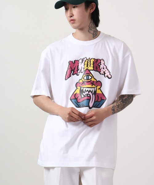 MISHKA（ミシカ）の「MISHKA プリント 半袖Tシャツ（Tシャツ/カットソー・メンズ・ブラック系その他3/ブラック系その他/ライトイエロー/ホワイト系その他6/ブラック系その他7/ライトパープル/ピンク/ホワイト/アクア/ブラック系その他4/ブラック系その他6/ライトオリーブ/ブラック系/ホワイト系その他/ブラック系その他5/ブラック/ホワイト系その他2/ホワイト系その他3/ホワイト系その他7/ホワイト系その他4/ブラック系その他2/ホワイト系その他5/パープル系その他/オレンジ/ピンク系その他/ライトグリーン/ブラック系1/ホワイト系・L/XL/M/2XL/S）」の5枚目の写真