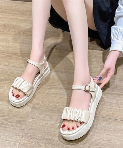 Ritzy（リッツィー）の「アンクルストラップギャザーベルトサンダル（サンダル・レディース・ブラック/ホワイト・23/23.5/24/24.5）」の5枚目の写真