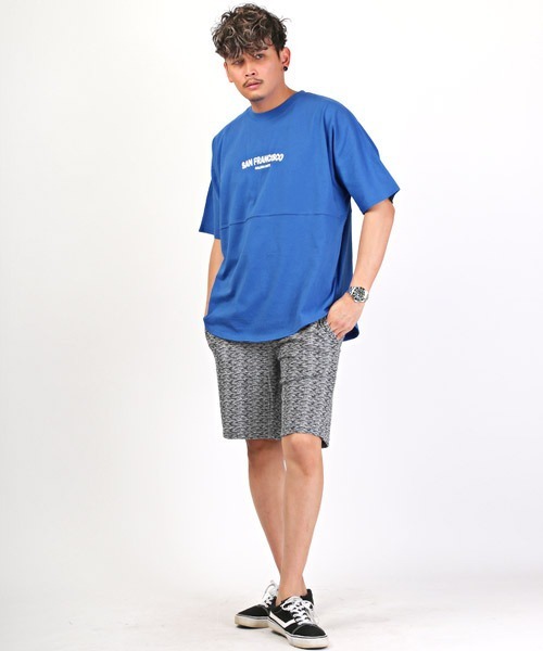 LUXSTYLE(ラグスタイル)の「バックロゴ発泡プリント半袖ビッグTシャツ(Tシャツ/カットソー・メンズ・グレイッシュベージュ/ブラック×ホワイト/ホワイト/ブラック・M/L)」の21枚目の写真