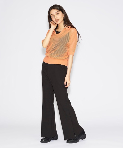 FOREVER 21(フォーエバー トゥエンティーワン)の「センタープレススリットパンツ(その他パンツ・レディース・ブラック/グリーン系その他2・MEDIUM/SMALL)」の9枚目の写真