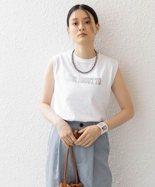 ＋81BRANCA（ハチイチブランカ）の「81BRANCA:JUST ABOUT ノースリーブ TEE（Tシャツ/カットソー・レディース・ホワイト/ベージュ・ONE SIZE）」の12枚目の写真