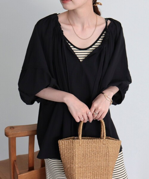 fredy emue（フレディエミュ）の「コットンボリュームブラウス（シャツ/ブラウス・レディース・レッド/ブラック/オフホワイト/イエロー・38）」の12枚目の写真