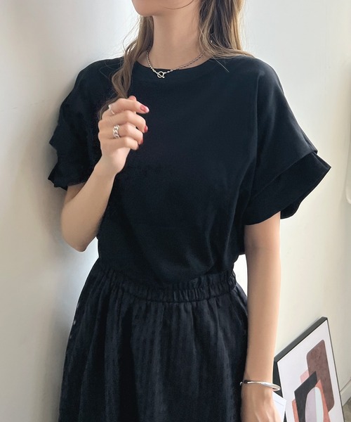 Futier land(フューティアランド)の「【綿100%】ショルダータックTシャツ(Tシャツ/カットソー・レディース・ホワイト/ブラック/ネイビー×ホワイト・FREE)」の9枚目の写真