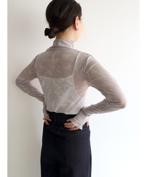 HEILIS(ヘイリス)の「マーブルハイネックシアープルオーバー / シアートップス ハイネック マーブル(シャツ/ブラウス・レディース・チャコールグレー/グレー・FREE)」の3枚目の写真