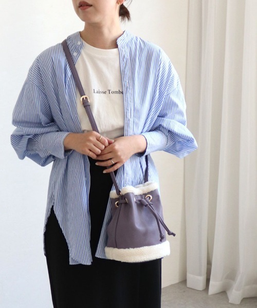 T・S・L（ティーエスエル）の「ムートン風巾着ショルダーバッグ（ショルダーバッグ・レディース・イエロー/パープル/ブラック/グレイッシュベージュ・FREE）」の13枚目の写真