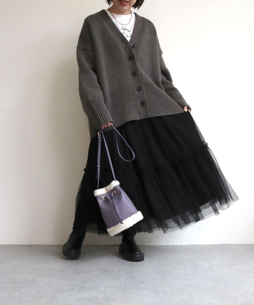 T・S・L（ティーエスエル）の「ムートン風巾着ショルダーバッグ（ショルダーバッグ・レディース・イエロー/パープル/ブラック/グレイッシュベージュ・FREE）」の16枚目の写真