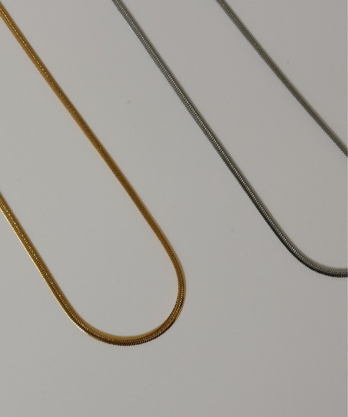 ORLEAN(オルレアン)の「【ORLEAN】 シンプルスネークチェーンネックレス 1.5mm 316L(ネックレス・レディース・ゴールド/シルバー・フリー)」の14枚目の写真