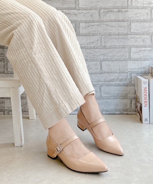 Noubel Voug Relax（ヌーベルヴォーグリラックス）の「ポインテッドトゥメリージェーンパンプス（パンプス・レディース・ベージュ/ブラック/アイボリー・S/LL/3L/M/L）」の8枚目の写真