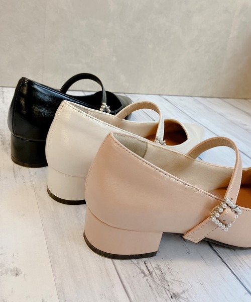 Noubel Voug Relax（ヌーベルヴォーグリラックス）の「ポインテッドトゥメリージェーンパンプス（パンプス・レディース・ベージュ/ブラック/アイボリー・S/LL/3L/M/L）」の6枚目の写真