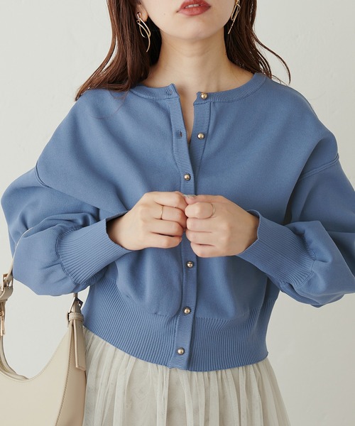 natural couture(ナチュラルクチュール)の「WEB限定 / お家で洗える薄金ころん釦カーディガン(カーディガン/ボレロ・レディース・グレイッシュベージュ/ブラック/オフホワイト/ブルー/その他1/ラベンダー・FREE)」の19枚目の写真