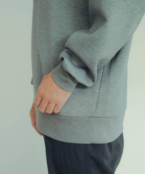ITEMS URBANRESEARCH（アイテムズ アーバンリサーチ）の「TRストレッチダンボール クルーネックプルオーバー（スウェット・メンズ・ブルー/ブラック/グレー/グレー系その他・LARGE/MEDIUM）」の16枚目の写真