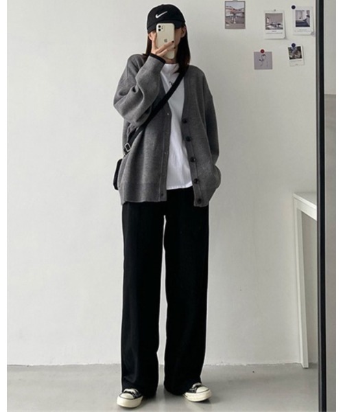 Ada.(エイダ)の「袖口のカラーがアクセント♪ 袖口配色 オーバーサイズ カーディガン(カーディガン/ボレロ・レディース・グレー/ブラック・FREE)」の13枚目の写真