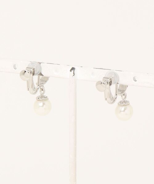 Cupid Heart（キューピッドハート）の「【Cupid Heart】結婚式アクセ！ビジューリング×パールイヤリング（イヤリング・レディース・ゴールド/シルバー・MEDIUM）」の9枚目の写真