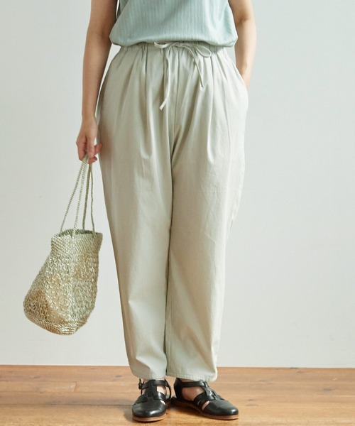 yuni(ユニ )の「△80/2強撚Cギャバ ベントヘムパンツ(その他パンツ・レディース・ブラック/グレー/ライトグレー/ブラウン/ネイビー/キナリ/ダークブラウン/カーキ/チャコールグレー・S/M)」の4枚目の写真