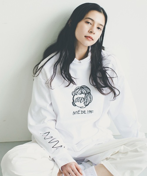 MEDE19F(メデジュウキュウ)の「MEDE19F ART meets MEDE19F ロングスリーブTシャツ(Tシャツ/カットソー・レディース・ホワイト/ブラック・LARGE/MEDIUM/X-LARGE/XX-LARGE)」の2枚目の写真