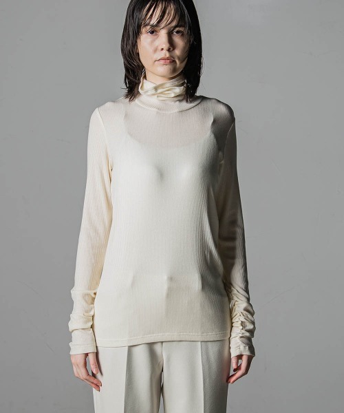 la.f…(ラエフ)の「【WEB限定商品】極上の肌触りカシミヤシルクシアーカットソー(Tシャツ/カットソー・レディース・ブラック系その他/オフホワイト/ライトグレー/ブラック・11号/9号)」の7枚目の写真