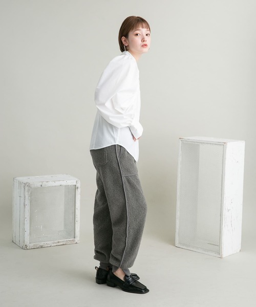 KBF(ケイビーエフ)の「カットオフボリュームスリーブブラウス(シャツ/ブラウス・レディース・オフホワイト/ブラウン系その他・ONE)」の8枚目の写真